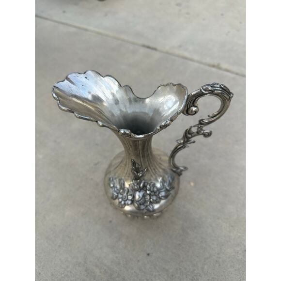 Italian Silver finish Pitcher decor vase floral Romatic scrolling baroque Italy - Picture 3 of 7
